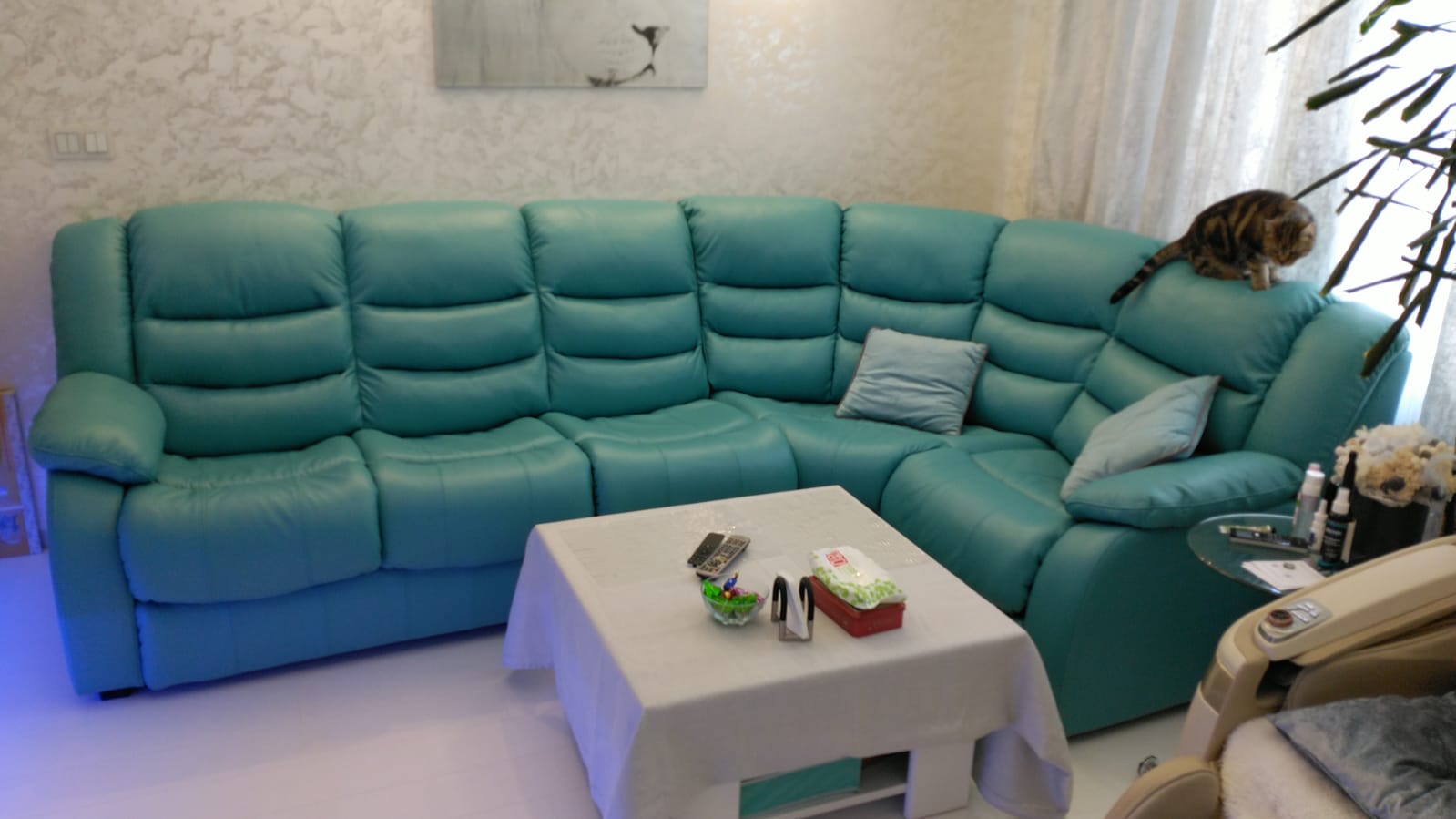 Перетяжка дивана на дому. Билибино