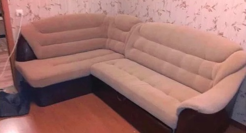 Перетяжка углового дивана. Билибино